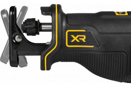 Купить Пила сабельная аккумуляторная DeWalt DCS 382 N XR 18V Li-Ion фото №3